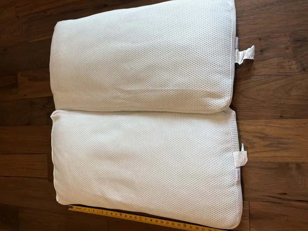 Calvin Klein King Bed Pillow Set